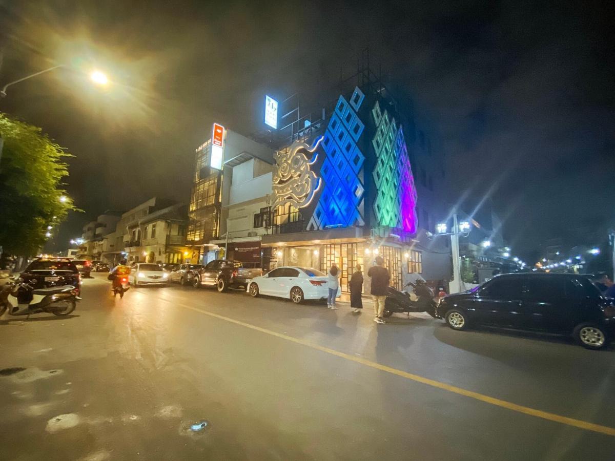 Yakthai Poshtel Ostello